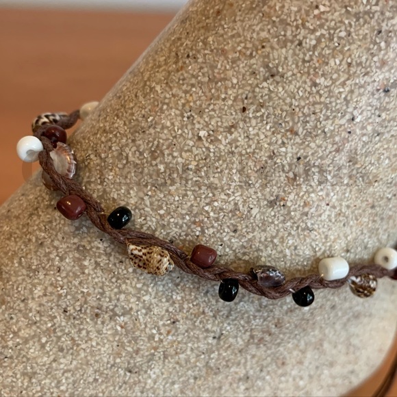 Mini Sea Shell Macrame Anklet – Dark Brown Adjustable Beach Boho Jewelry - Picture 5 of 6